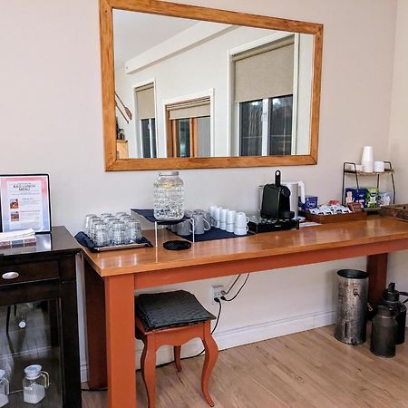 Courthouse Inn Revelstoke Zewnętrze zdjęcie