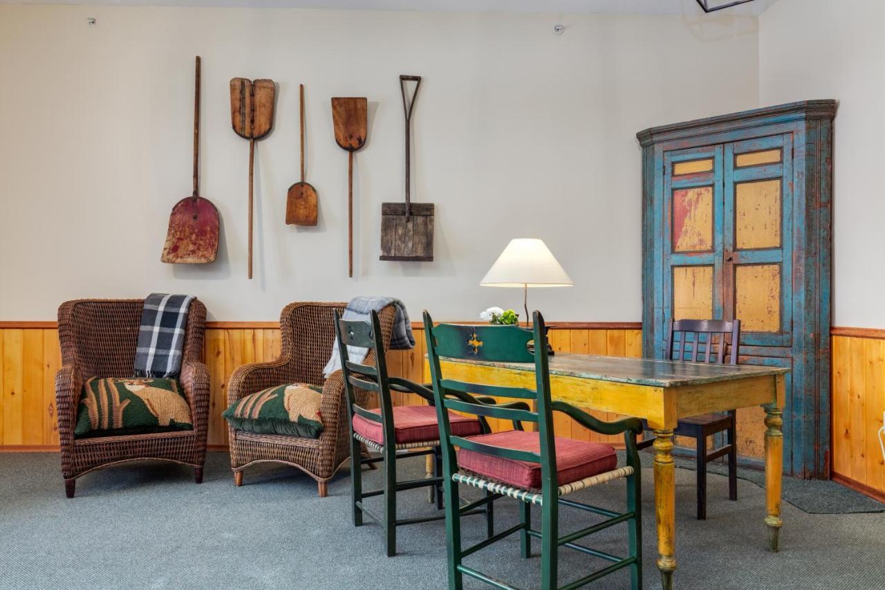 Courthouse Inn Revelstoke Zewnętrze zdjęcie