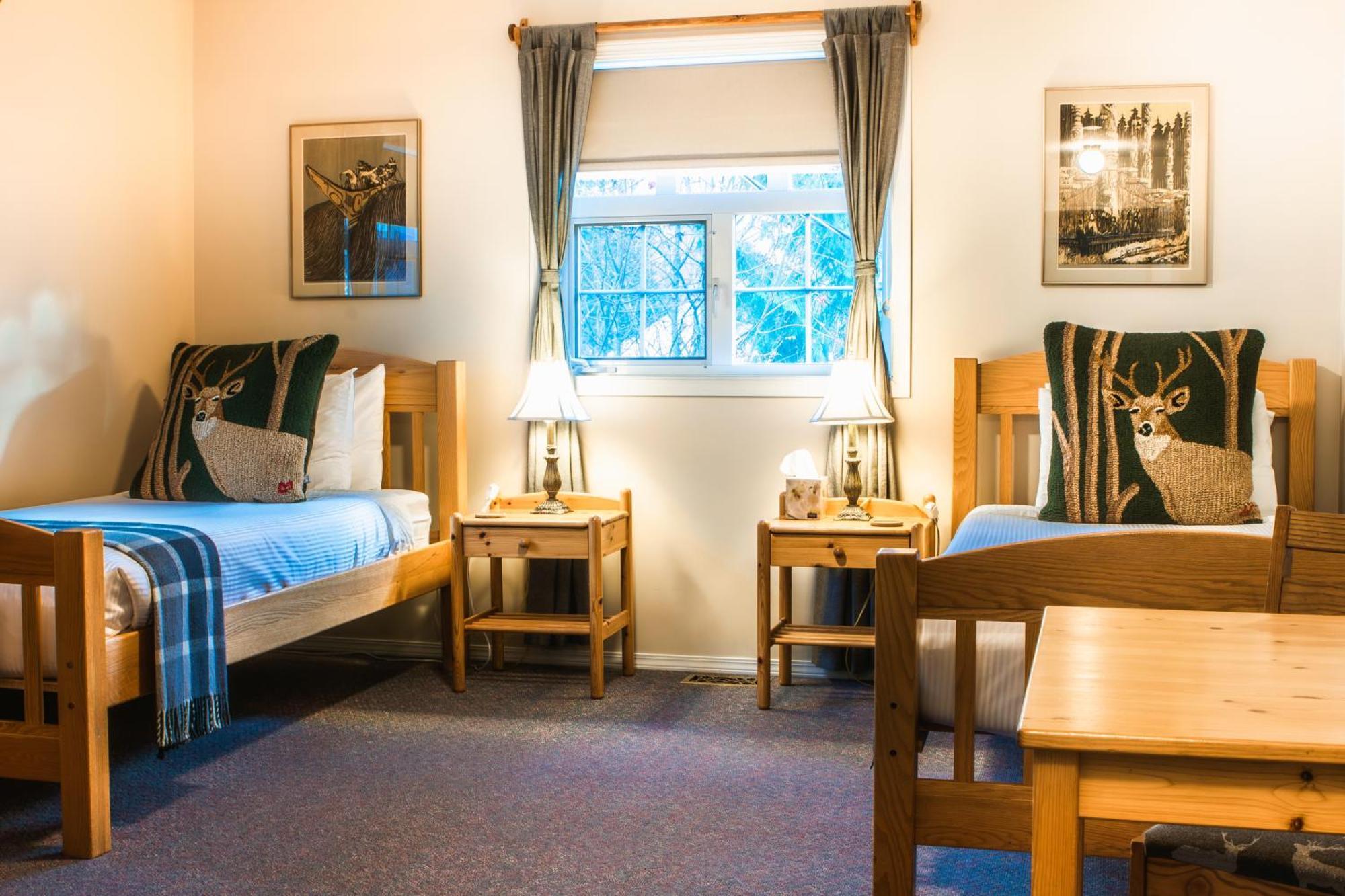 Courthouse Inn Revelstoke Zewnętrze zdjęcie